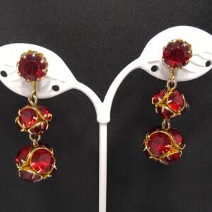 Vintage Red Rhinestone Long Clip Earrings, Rhinestone Beads, 1960s